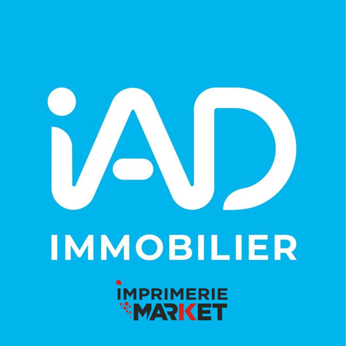 Imprimerie IAD En effet, en tant que conseiller immobilier indépendant du réseau IAD, votre réussite dépend de votre visibilité sur le terrain. C'est pourquoi le choix de vos supports de communication est une décision cruciale pour votre business. Sachez que, bien que nous ne soyons pas la boutique officielle, des milliers de mandataires IAD choisissent chaque année d'imprimer leurs supports chez Imprimerie-Market.com. Pourquoi ce succès ? Tout simplement parce que les conseillers IAD sont des entrepreneurs qui cherchent le meilleur rapport qualité/prix pour booster leur rentabilité. Ensuite, en commandant en direct, vous accédez à des tarifs "usine" sur vos flyers et panneaux, tout en garantissant le respect total de la charte graphique turquoise et blanche.